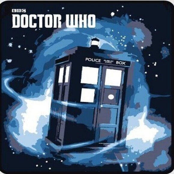 New Dr WHO Gallifrey Tardis Micro Plush Fleece Throw Gift Blanket Warm Call Box - Picture 1 of 2